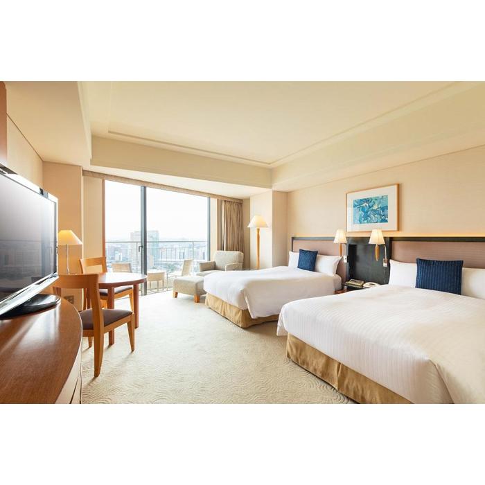 【ふるさと納税】横浜ベイホテル東急 エグゼクティブツインパークビュー ペアご宿泊券（クイーン・アリス ディナー付） | バルコニー付 1泊2名 平日限定 記念日ステイ みなとみらい 観光 大観覧車 ｜神奈川県 横浜市 - 画像2