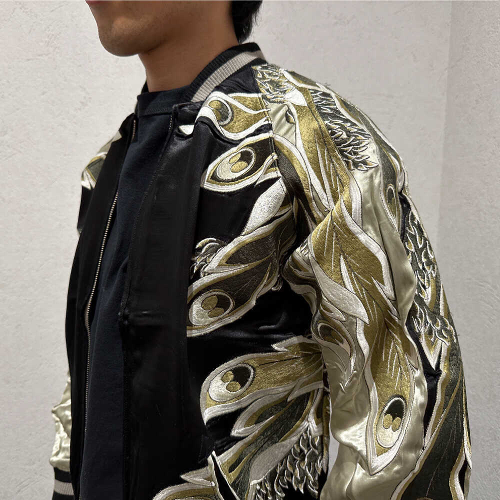 【ふるさと納税】【選べるサイズ】北斎鳳凰スカジャン サイズはS・M・L・XL・XXL 服 ジャケット じゃけっと スカジャン すかじゃん おしゃれ かっこいい ヴィンテージ 刺繍 神奈川県 横須賀市 神奈川 横須賀【有限会社エムシーハウス】[AKAP001] サムネイル3