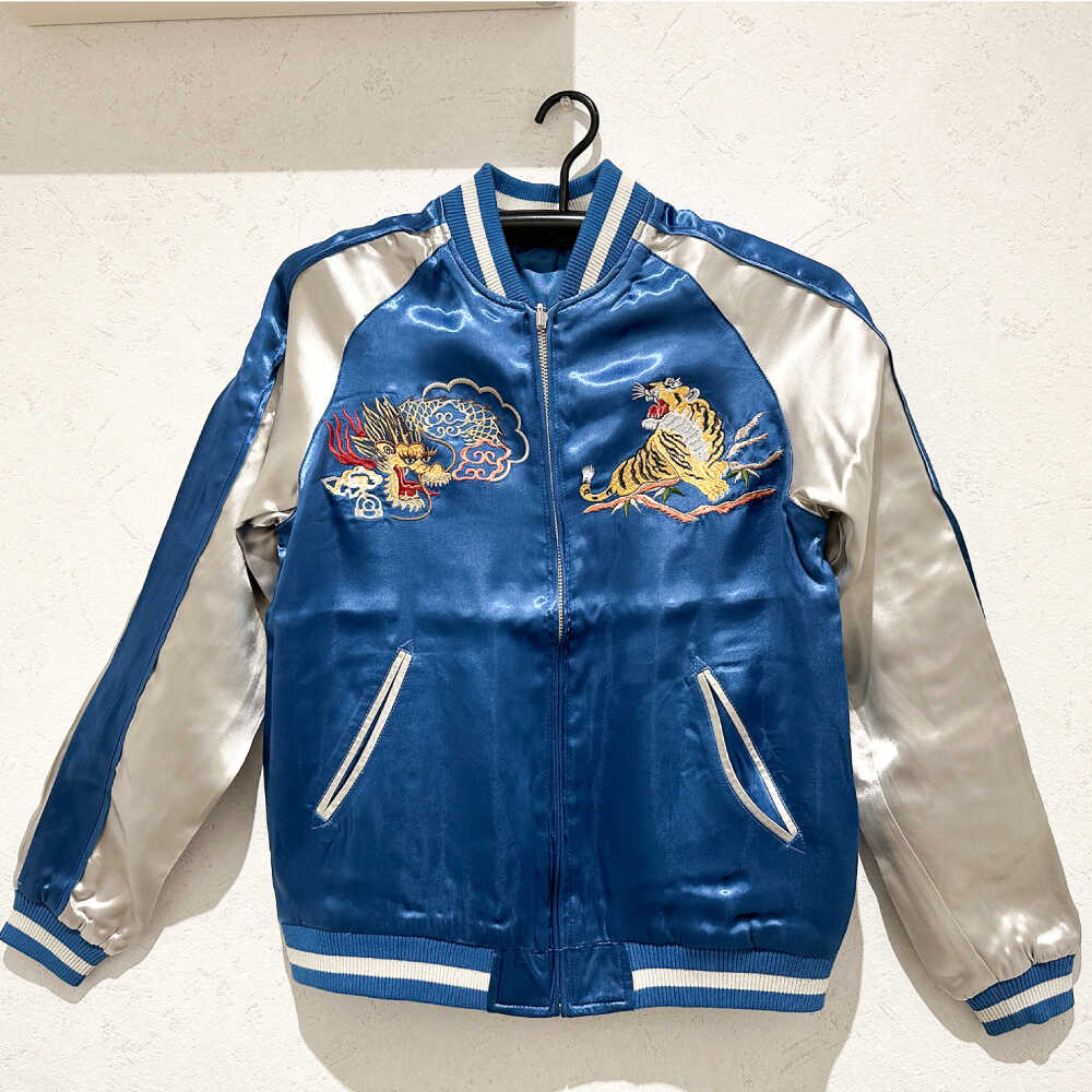 【ふるさと納税】【選べるサイズ】横須賀柄刺繍スカジャン 服 ジャケット じゃけっと スカジャン すかじゃん おしゃれ かっこいい 竜 龍 虎 和柄 ヴィンテージ 刺繍 最高峰 神奈川県 横須賀市 神奈川 横須賀【有限会社エムシーハウス】[AKAP002] サムネイル3