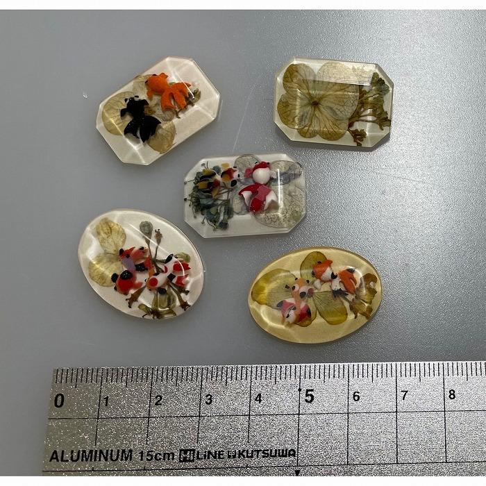 【ふるさと納税】紫陽花のブローチ(スクエア金魚入り) サムネイル2