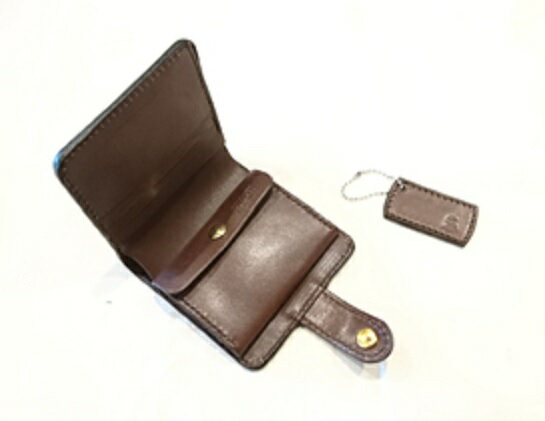 【ふるさと納税】 ハーフウォレット・キーホルダーブラウン 2点セット 牛革 栃木レザー 財布 サイフ さいふ saifu 手縫い ハンドメイド 革専門店 手作り SNAKER-handicraft 神奈川 湘南 藤沢 サムネイル2