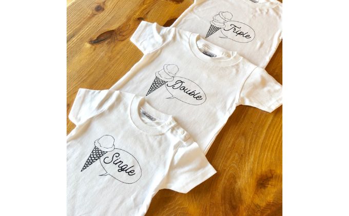 【ふるさと納税】3人兄弟姉妹でおそろい/アイスクリーム Sigle×Double×Triple プリント/ Tシャツ3枚組ギフトセット【出産祝い・誕生日・ギフト・プレゼント】 サムネイル3