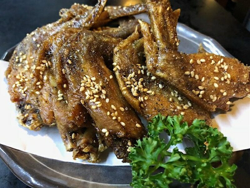 【ふるさと納税】 海老名の居酒屋さざんと居酒屋海で絶品料理とお酒を楽しめるお食事券10000円分【居酒屋 秘伝の手羽先唐揚げ 豊富なアラカルト料理 美味しいお酒 酒の肴にピッタリの海鮮料理 生簀の活魚 神奈川県 海老名市 】 サムネイル3