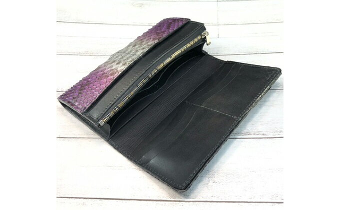 【ふるさと納税】蛇革の2つ折り長財布 ファッション小物 ウォレット ヘビ 牛 革製品 サムネイル3