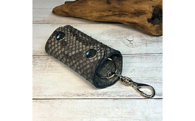 【ふるさと納税】墨染パイソンのスマートキーケース 小物 収納 カード ヘビ 革 革製品 サムネイル3