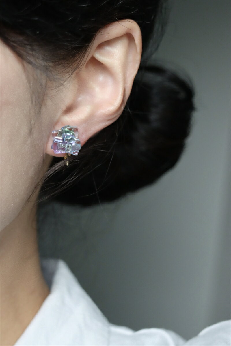 【ふるさと納税】《コラージュ》イヤリング（アクアブルー×パープル）【 神奈川県 大磯町 レディースジュエリー ファッション小物 誕生日 お祝い ギフト 贈り物 ファッション 】 サムネイル3