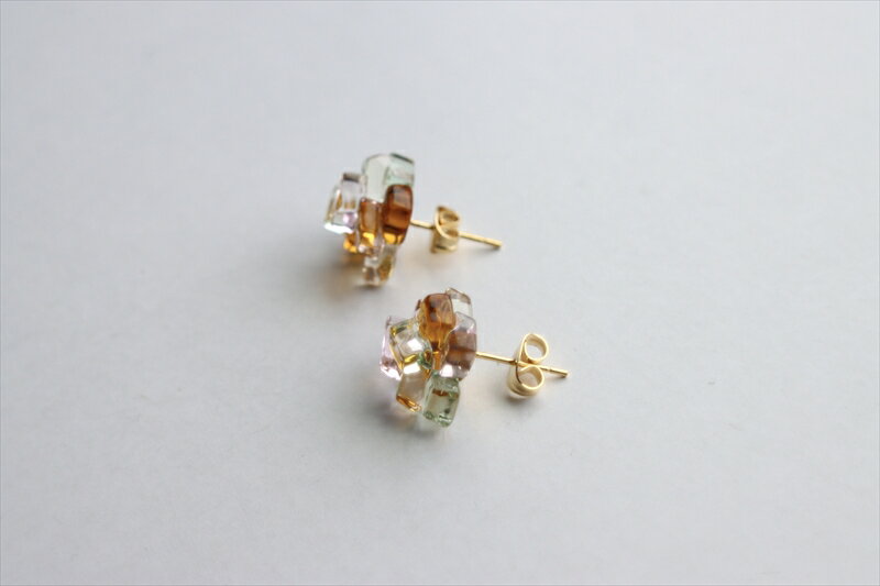 【ふるさと納税】《コラージュ》ピアス（イエロー×グリーンティント）【 神奈川県 大磯町 レディースジュエリー ファッション小物 誕生日 お祝い ギフト 贈り物 ファッション 】 サムネイル3