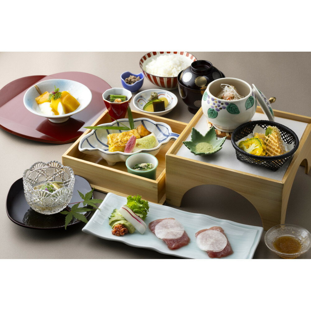 【ふるさと納税】富士屋ホテル　菊華荘 “献上御膳”+源泉100％貸切温泉入浴プラン　2名様分 - 画像2