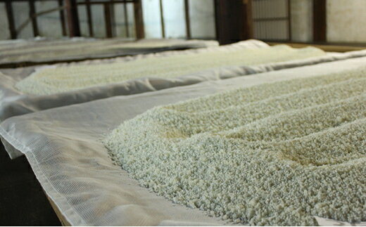 【ふるさと納税】新潟コシヒカリ純米大吟醸【maboroshinosake】720ml お酒 日本酒 純米大吟醸酒 サムネイル3