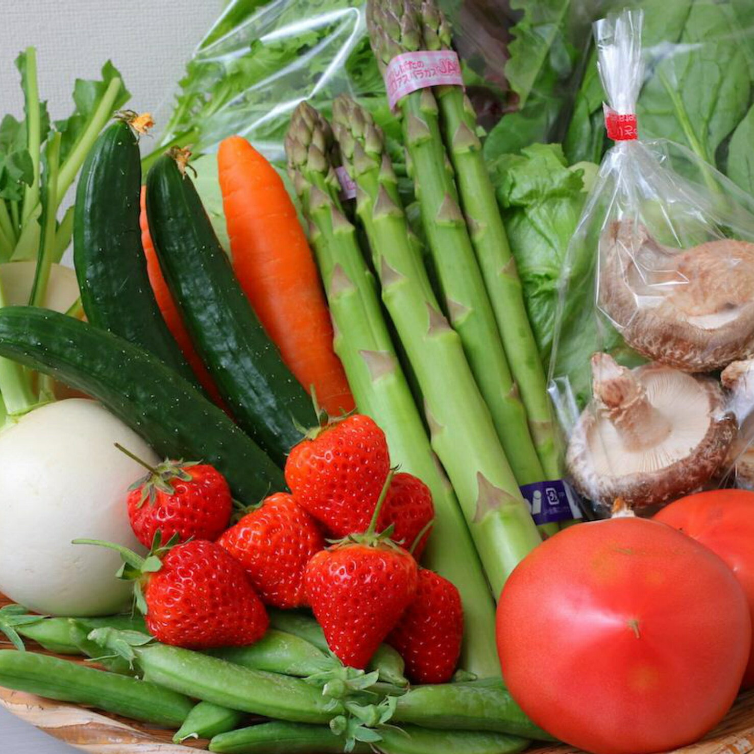 【ふるさと納税】 旬の野菜セット おまかせ 詰め合わせ アスパラガス トマト かぶ JA北新潟 野菜セット 直売所 食育ソムリエ 旬 新潟県 新発田市 C08 - 画像2