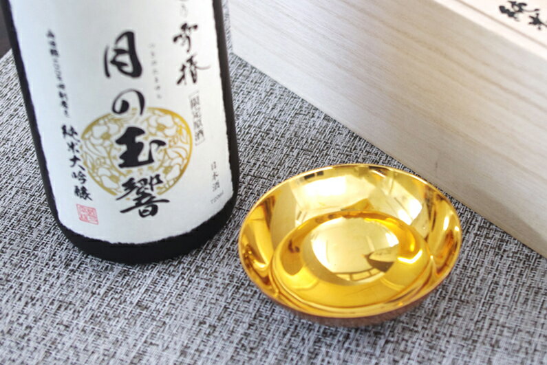 【ふるさと納税】越乃雪椿 月の玉響 純米大吟醸（桐箱入り）選べる「720ml」or「1,800ml」日本酒 地酒 純米大吟醸酒 山田錦 ギフト 贈り物 加茂市 雪椿酒造 サムネイル2