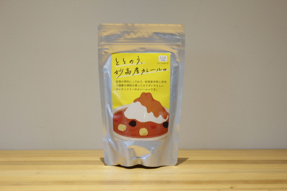 【ふるさと納税】ととのう、妙高産 カレールゥ 150g ( 6人分 ) 《 選べる内容量 : 1個 / 2個 / 3個 》 カレールー フレークタイプ 米粉 100% 酒粕 小麦粉不使用 グルテンフリー カレーライス キーマカレー カレーピラフ カレーうどん 送料無料 新潟県 妙高市 サムネイル2