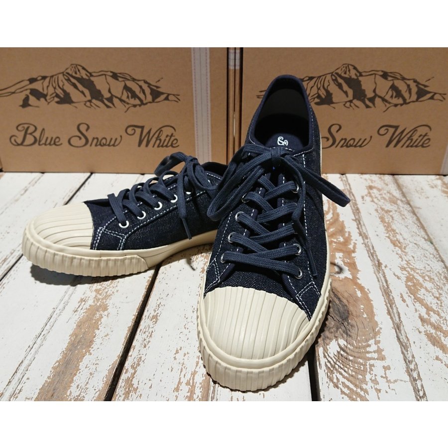 【ふるさと納税】数量限定 Blue Snow White 16.5oz 天然 藍 デニム ローカット スニーカー 1足 品番BSW100018 毘沙門天ジーンズ ビンテージ おしゃれ 個性的 ファッション 靴 新潟県 妙高市 サムネイル2