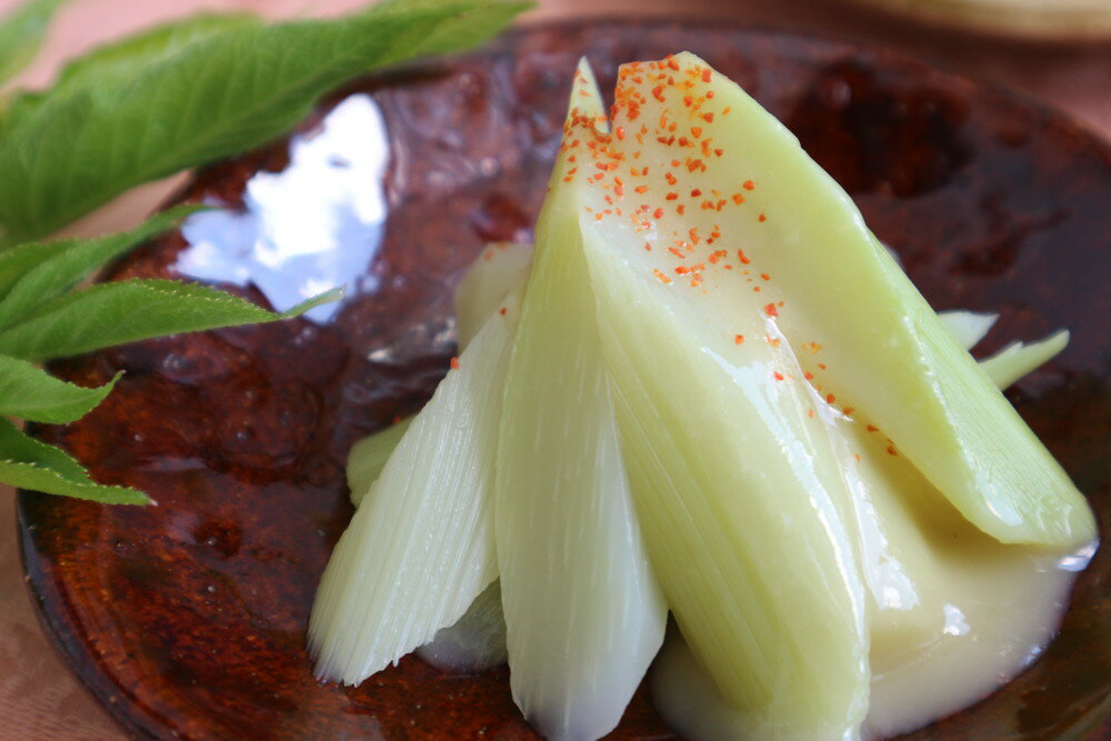 【ふるさと納税】天然 山ウド 350g 【4月中旬より発送】 山菜 天ぷら 酢味噌 あえ きんぴら 春の味覚 産地直送 国産 送料無料 新潟県 妙高市 - 画像3