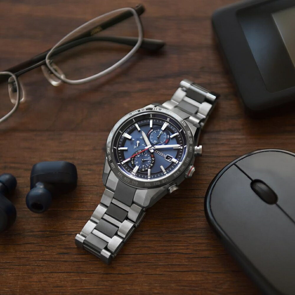 【ふるさと納税】【CITIZEN】 アテッサ AT8186-51L シチズン 腕時計 メンズ シルバー ネイビー 光発電 エコ・ドライブ 電波受信 防水 クロノグラフ デュラテクトチタンカーバイト スーパーチタニウム サファイアガラス メーカー保証 新潟県 妙高市 サムネイル3