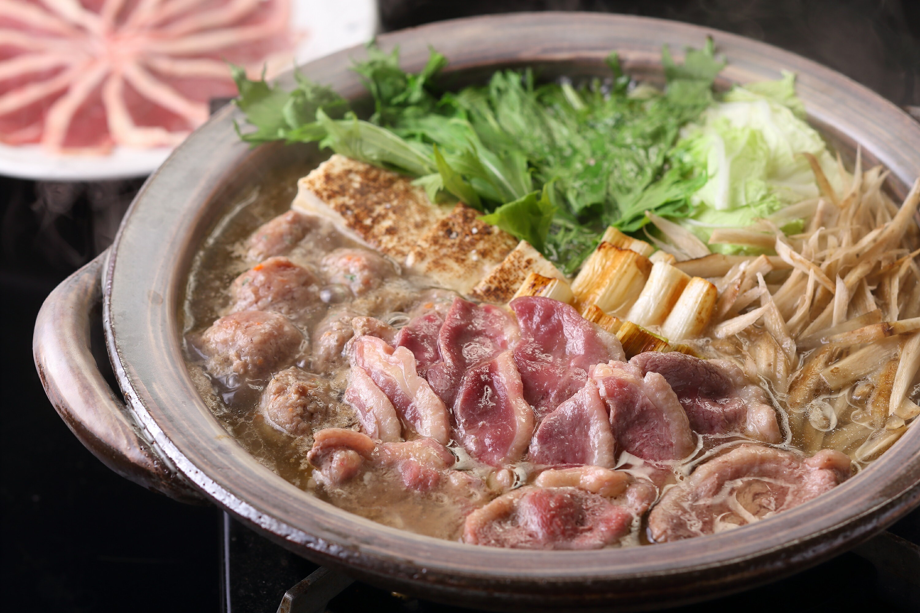 【ふるさと納税】 ふるさと納税限定セット コラボ 老舗コトヨ醤油 和院 500ml×2本 と 田んぼ育ちの 合鴨 スライス 150g 万能調味料 和食と洋食どちらにも合うお醤油 だし醤油 隠し味 白ワイン 甘さ控えめ 醤油 しょうゆ かも カモ 鴨 調味料 冷凍 サムネイル3