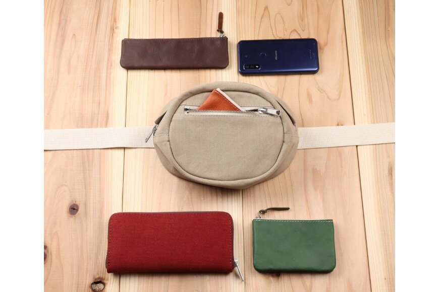 【ふるさと納税】 ボディバッグ エッグ [アトリエSASSA 富山県 朝日町 34310572] ボディバッグ 鞄 かばん カバン 帆布 革 おしゃれ 手作り シンプル レザー サムネイル3