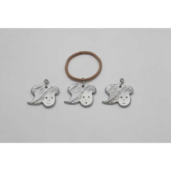 【ふるさと納税】金沢鋳物の石川さんが登場！石川さんアクセサリーチャーム Lサイズ　3種 | 石川さん キャラクター アクセサリー チャーム ヘアゴム アルミ ギフト 贈答 金沢 サムネイル3