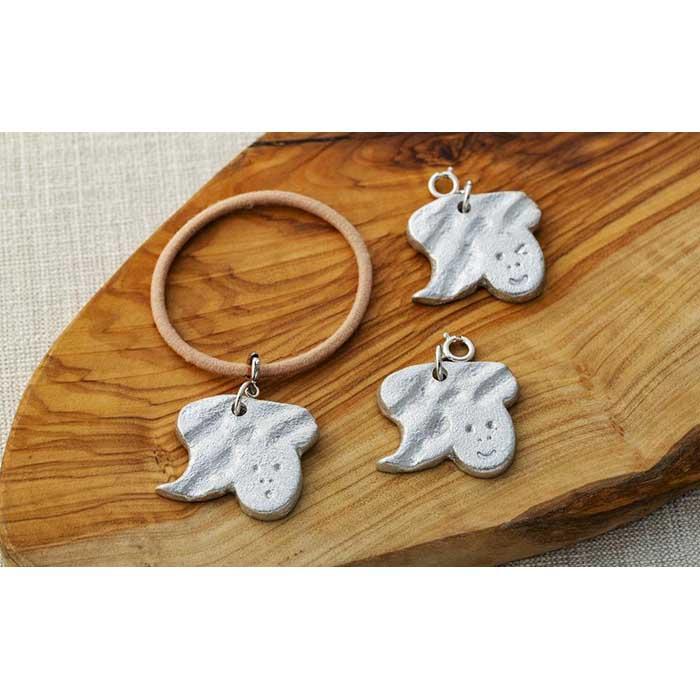 【ふるさと納税】金沢鋳物の石川さんが登場！石川さんアクセサリーチャーム Sサイズ　3種 | 石川さん キャラクター アクセサリー チャーム ヘアゴム アルミ ギフト 贈答 金沢 サムネイル2