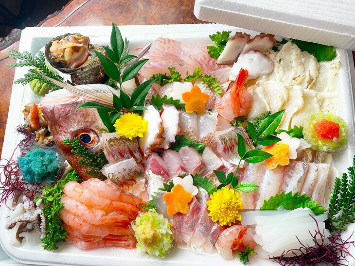 【ふるさと納税】【能登半島地震復興支援】能登産 お刺身盛り合わせセット ☆楽天限定☆「おさしみ直送便～詩～」4～5名様分 ｜冷蔵 生 魚介 海鮮 さしみ 詰め合わせ セット 盛り合わせ 盛り付け 日本海 海の幸 シーフード 直送 能登湾 能登 復興 復興支援 石川県 七尾市 サムネイル2