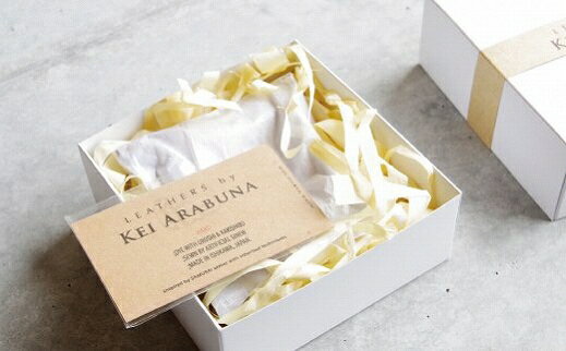 【ふるさと納税】 ジッパー小銭入れ / 「 LEATHERS by Kei Arabuna 」 小銭入れ 手作り デザイン 革 小物 工芸品 伝統 工芸 お中元 お歳暮 ギフト 小松市 石川県 101001【KEI ARABUNA ART STUDIO】 サムネイル3