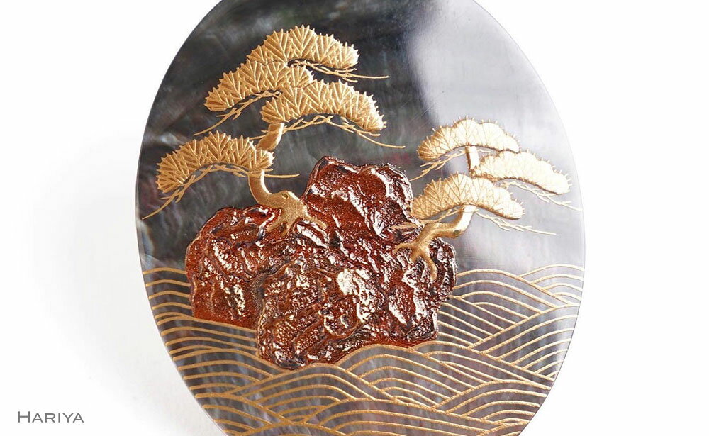 【ふるさと納税】松島蒔絵 黒蝶貝ブローチ 蒔絵 漆 黒蝶貝 松島 うるしアート ハンドメイド ブローチ アクセサリー ギフト 伝統工芸 工芸品 国産 能登半島地震復興支援 F6P-1501 サムネイル3