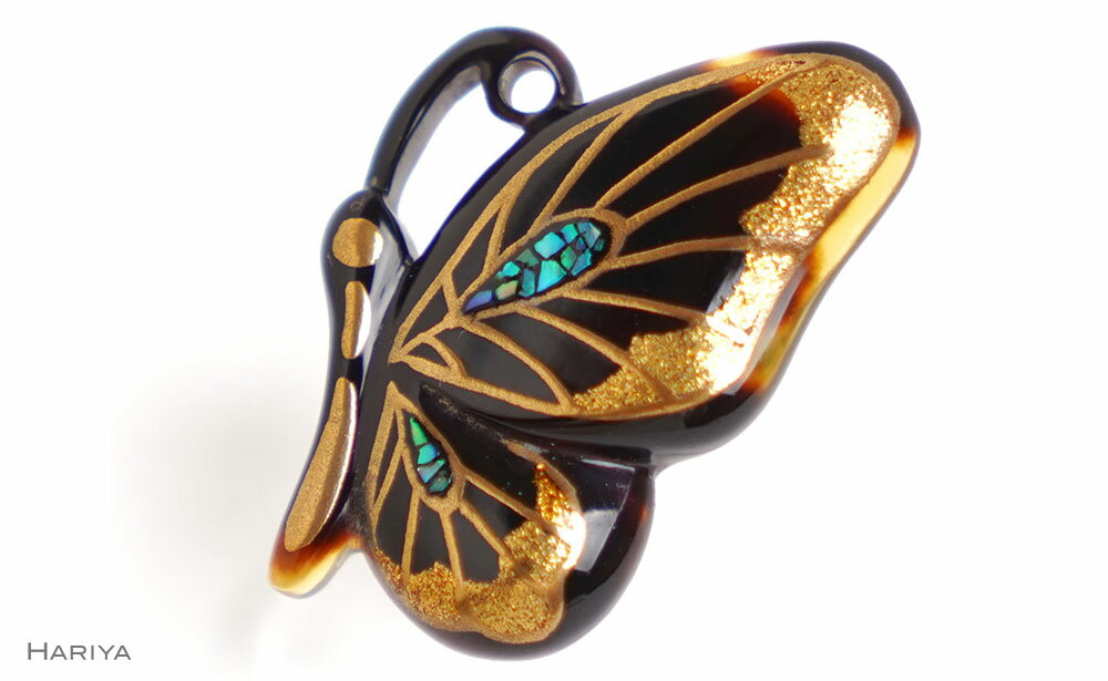 【ふるさと納税】蝶蒔絵 べっ甲ピンブローチ 桐箱付き 蒔絵 漆 べっ甲 蝶 ハンドメイド ピンブローチ アクセサリー ギフト 伝統工芸 工芸品 国産 能登半島地震復興支援 F6P-1699 サムネイル2