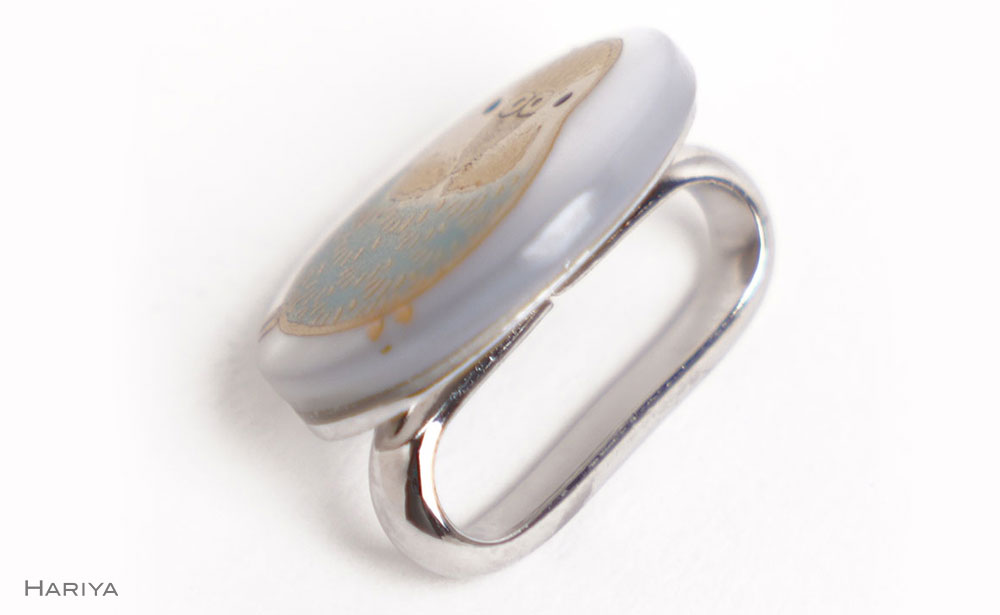 【ふるさと納税】セキセイインコ蒔絵 白蝶貝帯留め 桐箱付き セキセイインコ 鳥 白蝶貝 漆塗り 漆 蒔絵 帯留 帯留め アクセサリー 和装 着物 和服 工芸品 国産 能登半島地震復興支援 F6P-1717 サムネイル3