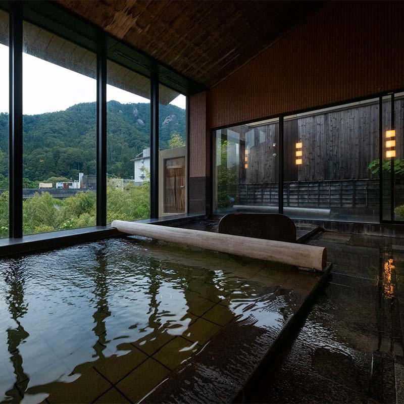 【ふるさと納税】厨八十八ご宿泊ギフト券（30,000円分） 旅行 旅館 山中温泉 露天風呂 温泉 宿泊券 旅行 トラベル 宿泊施設 宿 レジャー F6P-1947 サムネイル2
