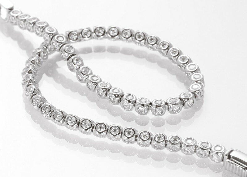 【ふるさと納税】＜ 甲府ジュエリー ＞ ブレスレット ダイヤモンド レディース アクセサリー シンプル K18 ホワイトゴールド トータル2.7カラット ギフト プレゼント 誕生日 ケース付 鑑別書付 保証書付 k001-504 サムネイル2