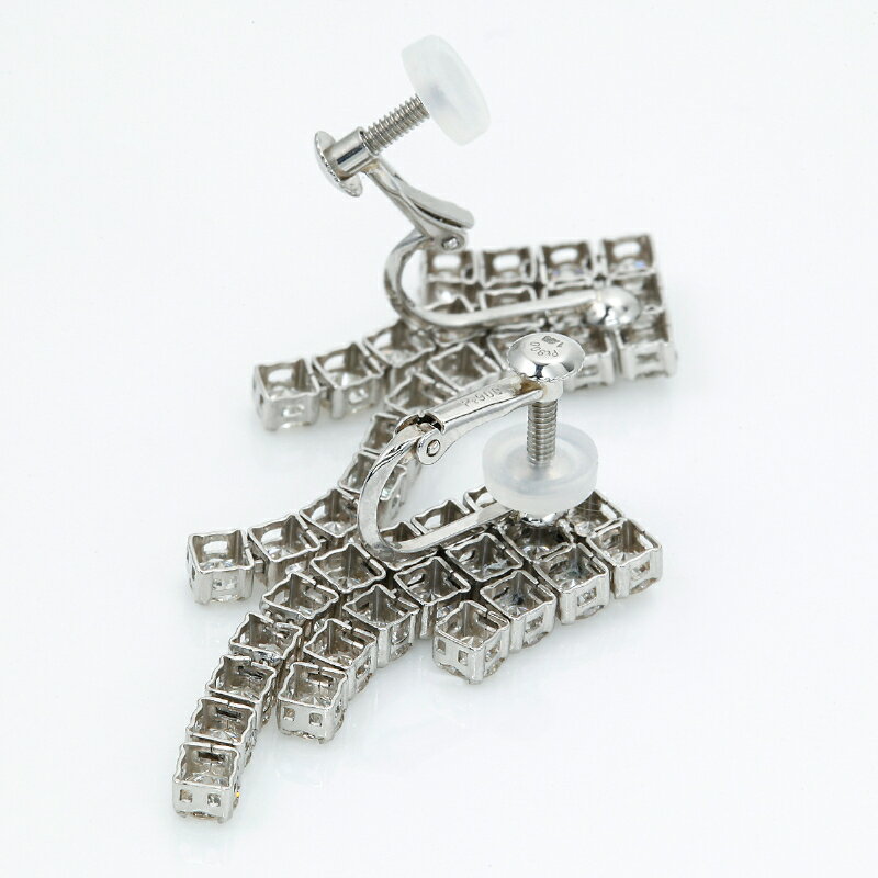 【ふるさと納税】＜ 甲府ジュエリー ＞ イヤリング ダイヤモンド ジュエリー レディース アクセサリー 3.0ct プラチナ 3連 ラインイヤリング ギフト プレゼント 誕生日 贈り物 ジュエリーケース付 鑑別書付 保証書付 k001-777 サムネイル3