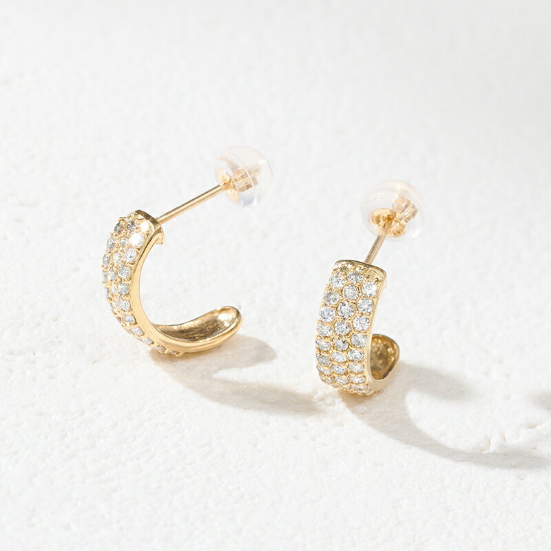 【ふるさと納税】＜ 甲府ジュエリー ＞ ピアス ジュエリー レディース アクセサリー ダイヤモンド 計0.5ct K18 イエローゴールド パヴェ スタッドピアス 存在感 カジュアル セミフォーマル ギフト プレゼント ジュエリーケース付 保証書付 k094-220 サムネイル3