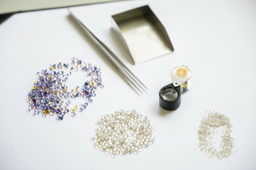 【ふるさと納税】＜ 甲府ジュエリー ＞ フルオーダー 煌煌 ジュエリー レディース アクセサリー ギフト プレゼント ジュエリーケース付 鑑定書または鑑別書付 保証書付 k098-346 サムネイル3