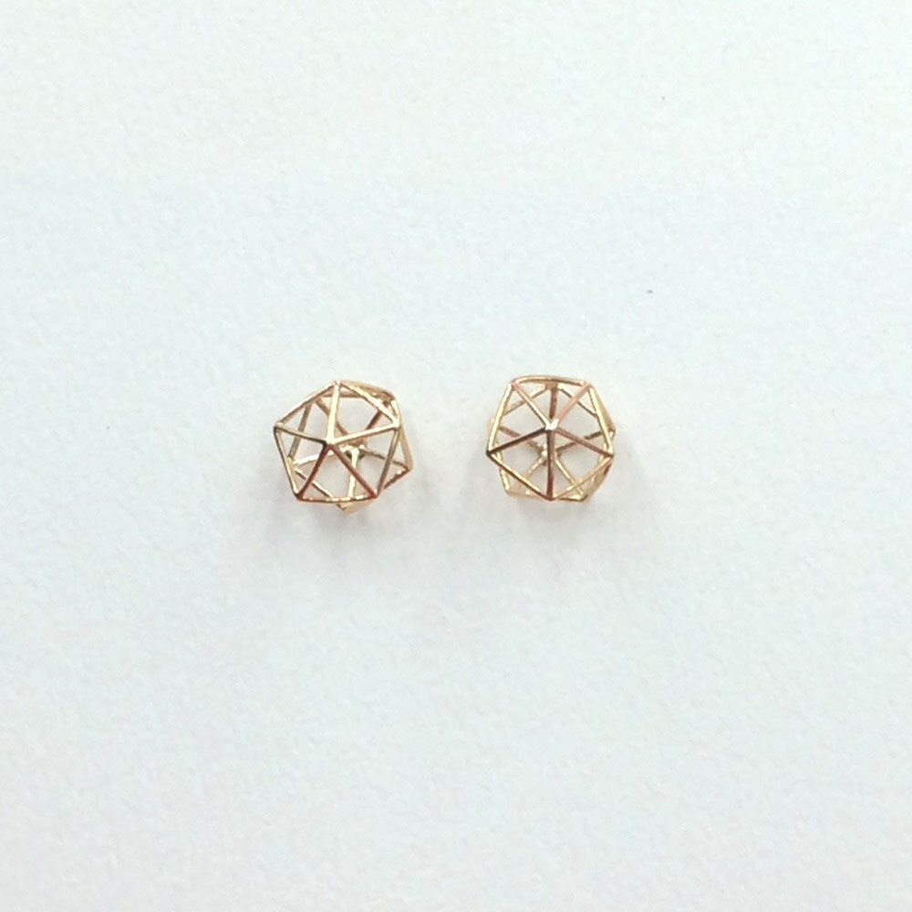 【ふるさと納税】＜ 甲府ジュエリー ＞ ピアス 18金 ジュエリー アクセサリー 立体モチーフ 和風 K18 イエローゴールド ジュエリーケース付 保証書付 ギフト プレゼント k102-041 サムネイル2