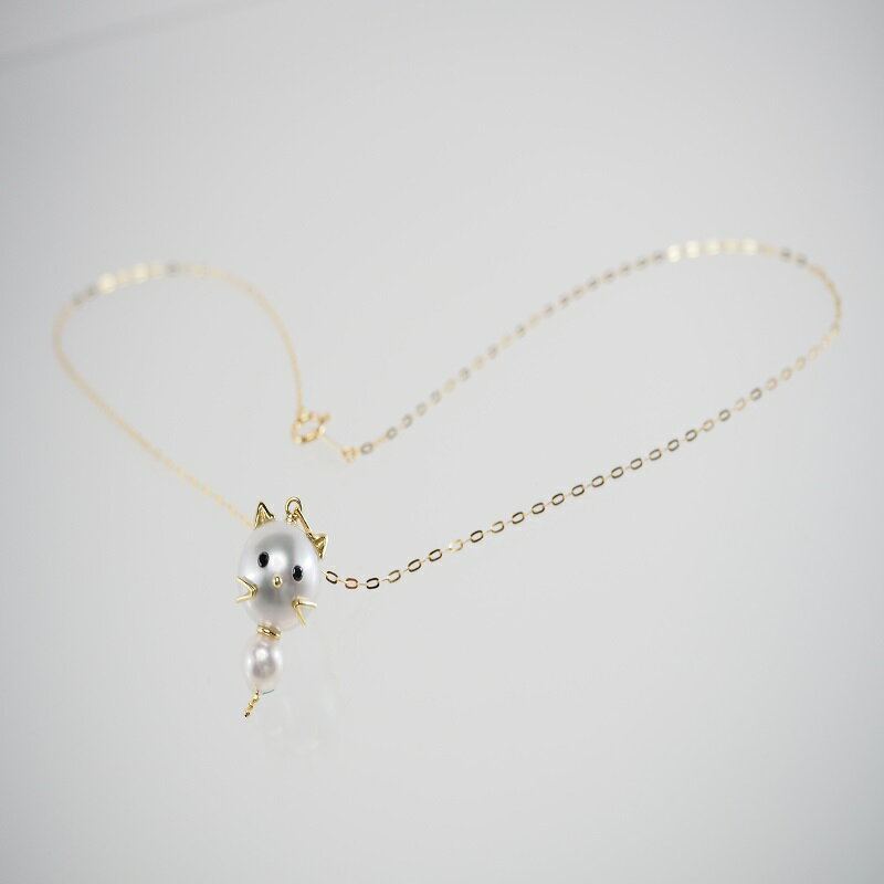 【ふるさと納税】＜ 甲府ジュエリー ＞ ペンダント ネックレス ジュエリー アクセサリー レディース K18 あこや真珠 南洋真珠 ねこ アニマル 誕生石 ブラックダイヤモンド 6月生 ジュエリーケース付 保証書付 k111-002 サムネイル3