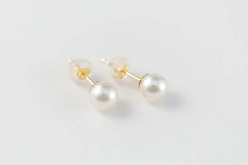 【ふるさと納税】＜ 甲府ジュエリー ＞ ピアス ジュエリー アクセサリー レディース アコヤ 真珠 5.5mm パール K18 おしゃれ ジュエリーケース付 保証書付 k118-081 サムネイル2
