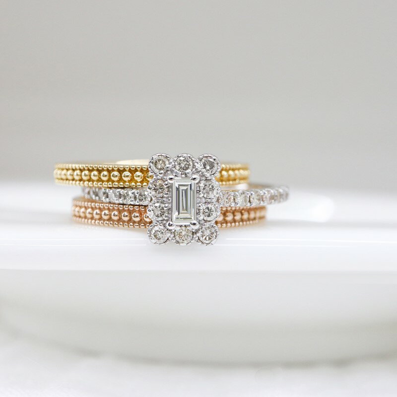【ふるさと納税】＜ 甲府ジュエリー ＞ リング 指輪 ジュエリー レディース アクセサリー ダイヤモンド 0.4ct 3本セット K18 イエローゴールド ピンクゴールド PT900 プラチナ 重ねづけ バゲットカット ギフト プレゼント ジュエリーケース付 鑑別書付 保証書付 k109-092 サムネイル3