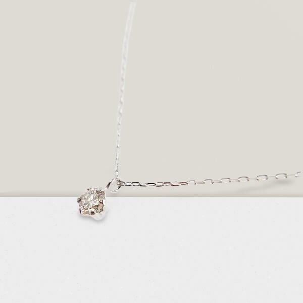 【ふるさと納税】＜ 甲府ジュエリー ＞ ネックレス ペンダント ジュエリー レディース アクセサリー ダイヤモンド 0.08ct K10 ホワイトゴールド プチネックレス ジュエリーケース付 鑑別書付 保証書付 k131-086 - 画像2
