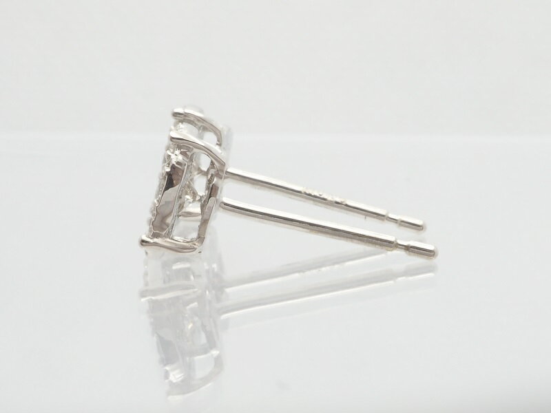 【ふるさと納税】＜ 甲府ジュエリー ＞ ピアス ジュエリー アクセサリー レディース ダイヤモンド K18 18金 ホワイトゴールド WG トータル0.32ct シンプル カジュアル フォーマル エレガント ギフト プレゼント 鑑別書付 保証書付 k132-021 - 画像2