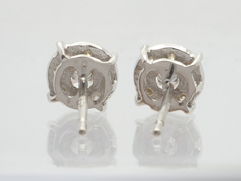 【ふるさと納税】＜ 甲府ジュエリー ＞ ピアス ジュエリー アクセサリー レディース ダイヤモンド K18 18金 ホワイトゴールド WG トータル0.32ct シンプル カジュアル フォーマル エレガント ギフト プレゼント 鑑別書付 保証書付 k132-021 - 画像3