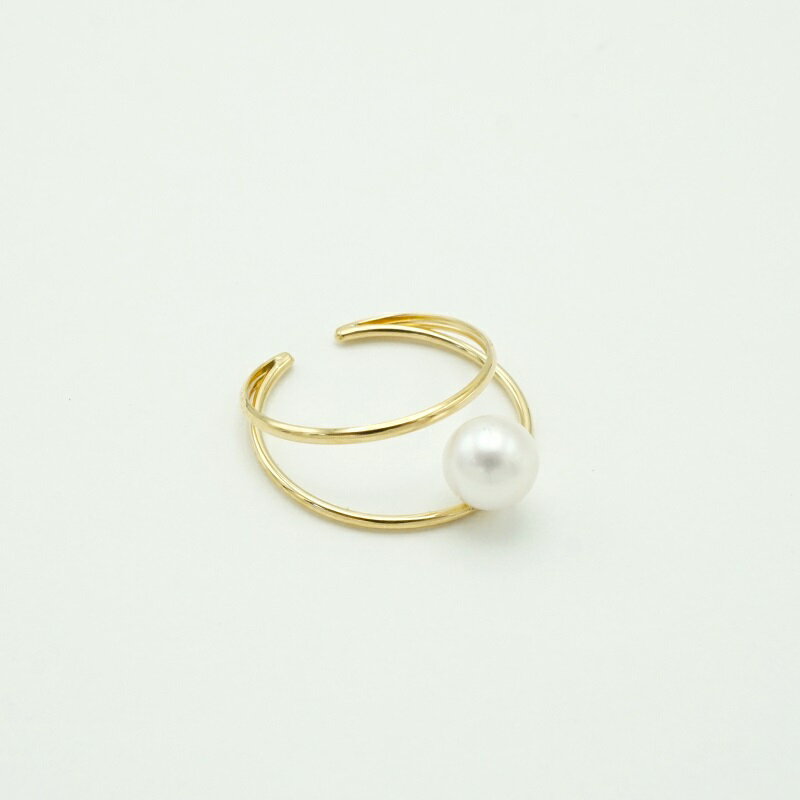 【ふるさと納税】＜ 甲府ジュエリー ＞ イヤーカフ イヤリング レディース ジュエリー アクセサリー K18 YG イエローゴールド アコヤパール 片耳用 左右兼用 ギフト プレゼント 贈り物 ジュエリーケース 鑑別書付 保証書付 k163-043 - 画像2