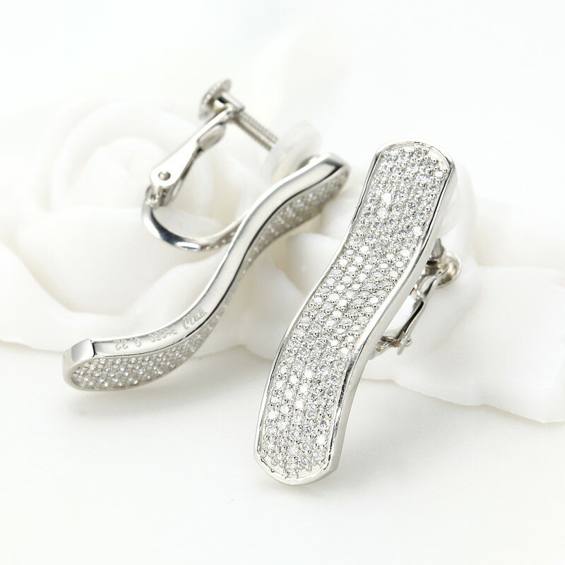 【ふるさと納税】＜ 甲府ジュエリー ＞ イヤリング ジュエリー レディース アクセサリー ダイヤモンド 計0.64ct 天然 プラチナ Deliciae パヴェ ウェーブ 波 ネジバネ式 ギフト プレゼント ケース付 バッグ付 鑑別書付 保証書付 k137-104 サムネイル2