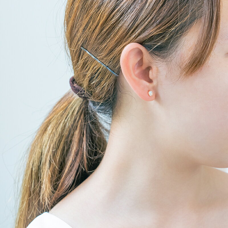 【ふるさと納税】＜ 甲府ジュエリー ＞ ピアス ジュエリー レディース アクセサリー K10 イエローゴールド オパール 5mm 乳白色 ラウンド シンプル ギフト プレゼント ジュエリーケース付 保証書付 k228-116 サムネイル3