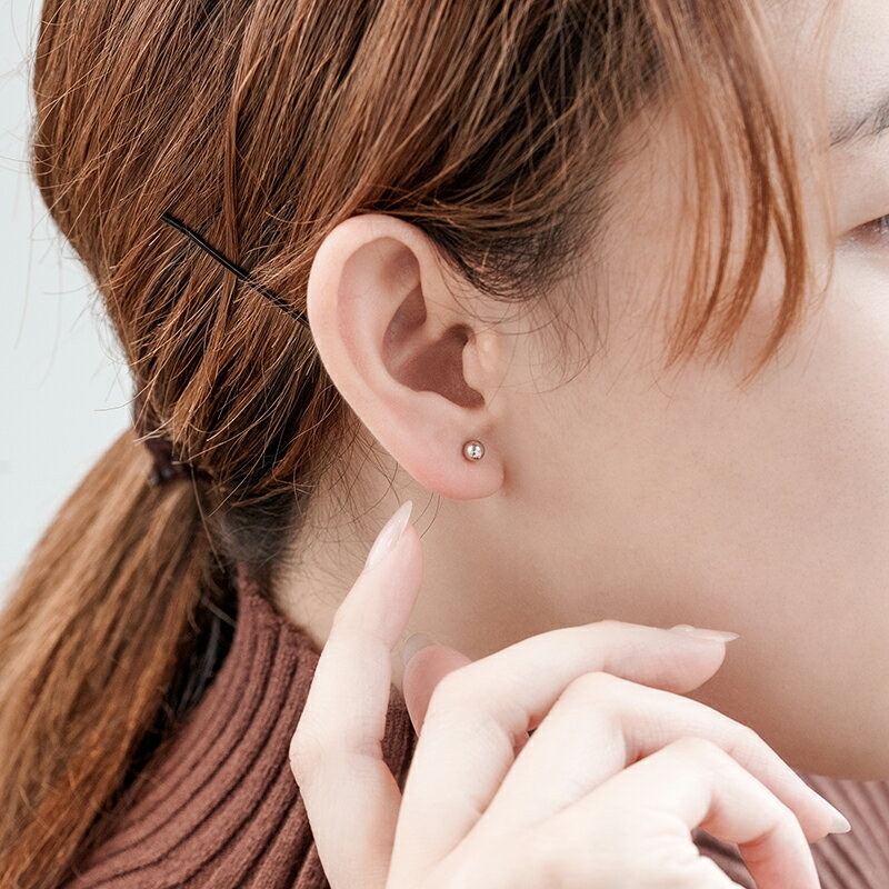 【ふるさと納税】＜ 甲府ジュエリー ＞ ピアス ジュエリー レディース メンズ アクセサリー Pt900 プラチナ ボールピアス ミニマル 上質 上品 軽い ユニセックス ギフト プレゼント ジュエリーケース付 保証書付 k228-124 サムネイル3