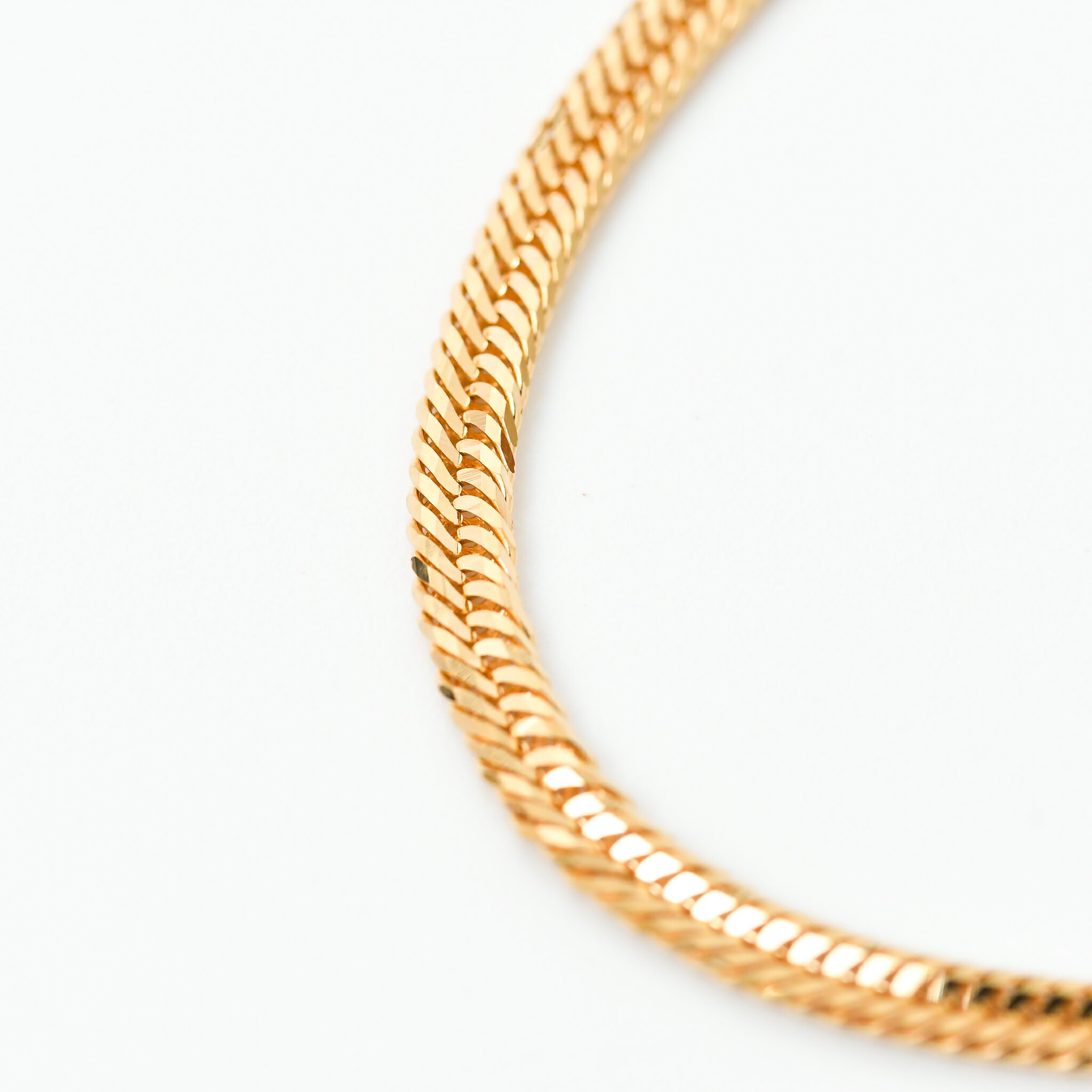 【ふるさと納税】＜ 甲府ジュエリー ＞ ネックレス レディース メンズ ジュエリー アクセサリー K18 喜平 イエローゴールド 12面トリプル 45cm 造幣局検定刻印入 喜平ネックレス チェーン 中折れ金具 シンプル ギフト プレゼント ジュエリーケース付 保証書付 k206-024 サムネイル3