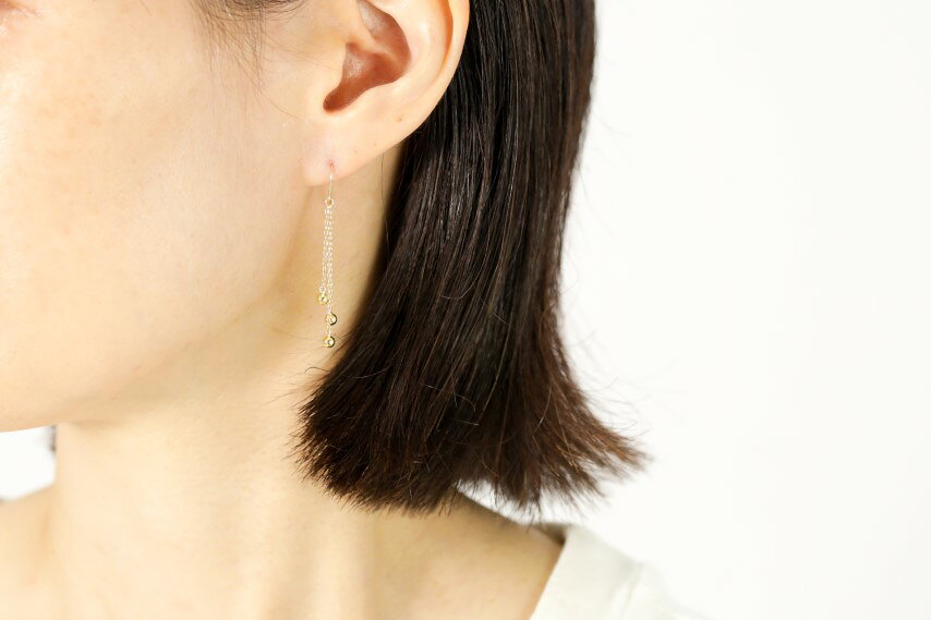 【ふるさと納税】＜ 甲府ジュエリー ＞ ピアス ジュエリー レディース アクセサリー K18 イエローゴールド 中空 ミラーボールピアス ハンドメイド 保証書付 k244-034 サムネイル3