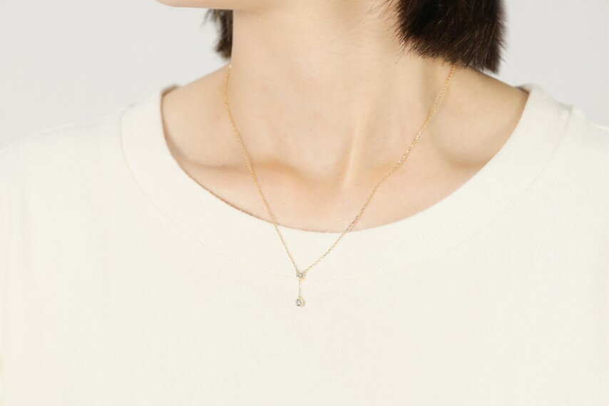 【ふるさと納税】＜ 甲府ジュエリー ＞ ネックレス ペンダント ジュエリー レディース アクセサリー ダイヤモンド 0.12ct K18 イエローゴールド ジュエリーケース付 鑑別書付 保証書付 k244-037 サムネイル3