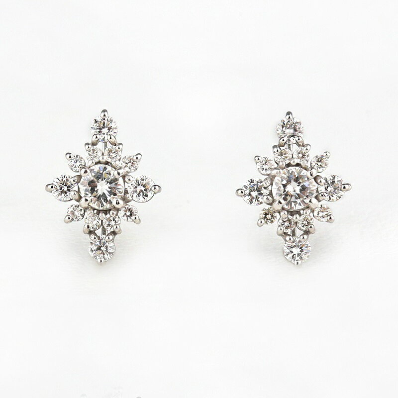 【ふるさと納税】 ＜ 甲府ジュエリー ＞ ピアス ジュエリー レディース アクセサリー K18 選べる地金 2種 ホワイトゴールド イエローゴールド ダイヤモンド 0.50ct クリスタル ギフト プレゼント ジュエリーケース付 鑑別書付 保証書付 k199-011 サムネイル2