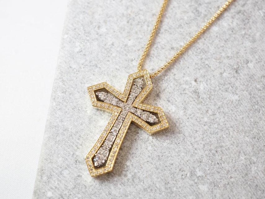 【ふるさと納税】＜ 甲府ジュエリー ＞ ペンダント ネックレス ジュエリー レディース アクセサリー ダイヤモンド 計1.00ct イエローゴールド プラチナ クロス ギフト プレゼント ジュエリーケース付 鑑別書付 保証書付 k257-044 サムネイル2