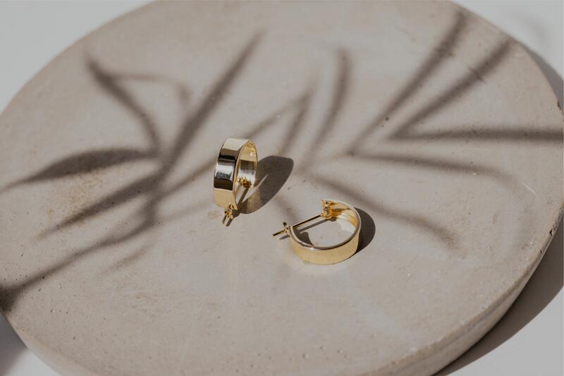 【ふるさと納税】＜ 甲府ジュエリー ＞ ピアス ジュエリー レディース アクセサリー クロッシングタイプ K18 イエローゴールド ギフト プレゼント ギフトボックス付 保証書付 k220-026 - 画像3